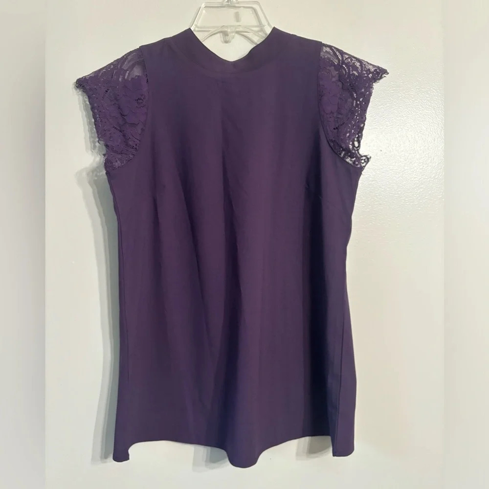 NWT Berryou Purple blouse lace sleeves